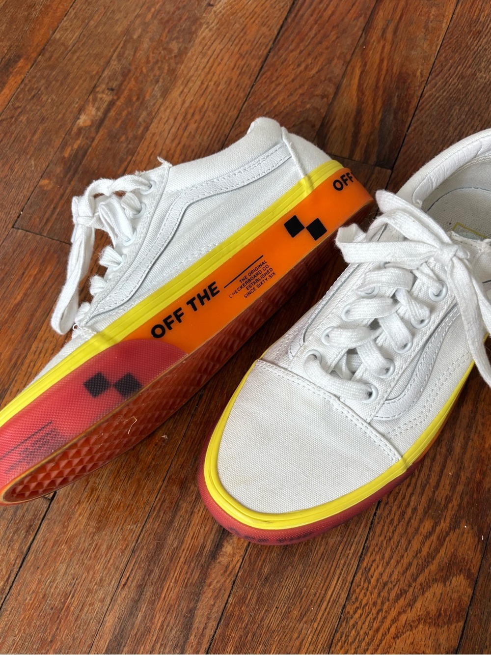 Vans White Canvas Low-Top Sneakers with Yellow Trim & Red Ombre Sole